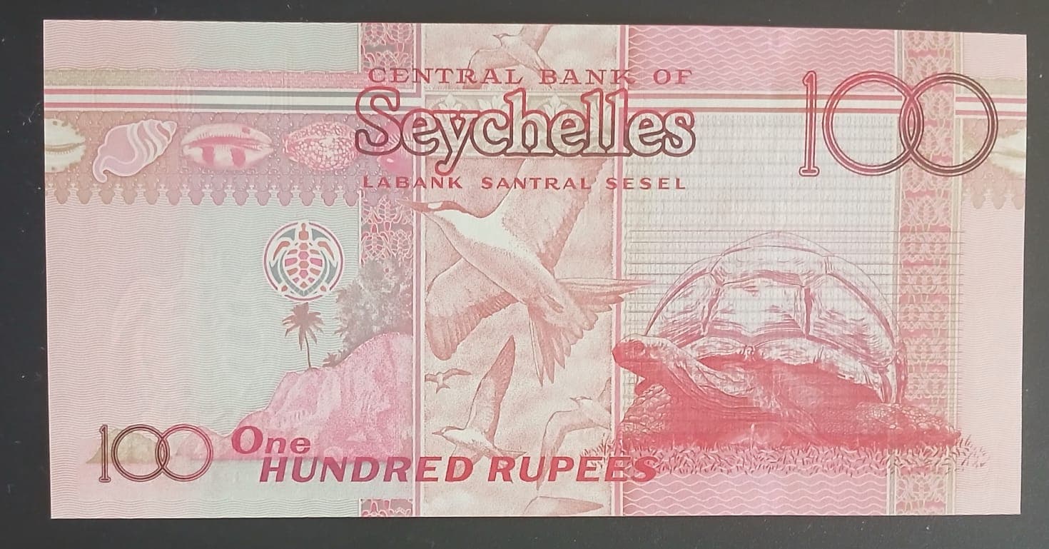 Seychelles 100 Rupees 2011 linda FE 2